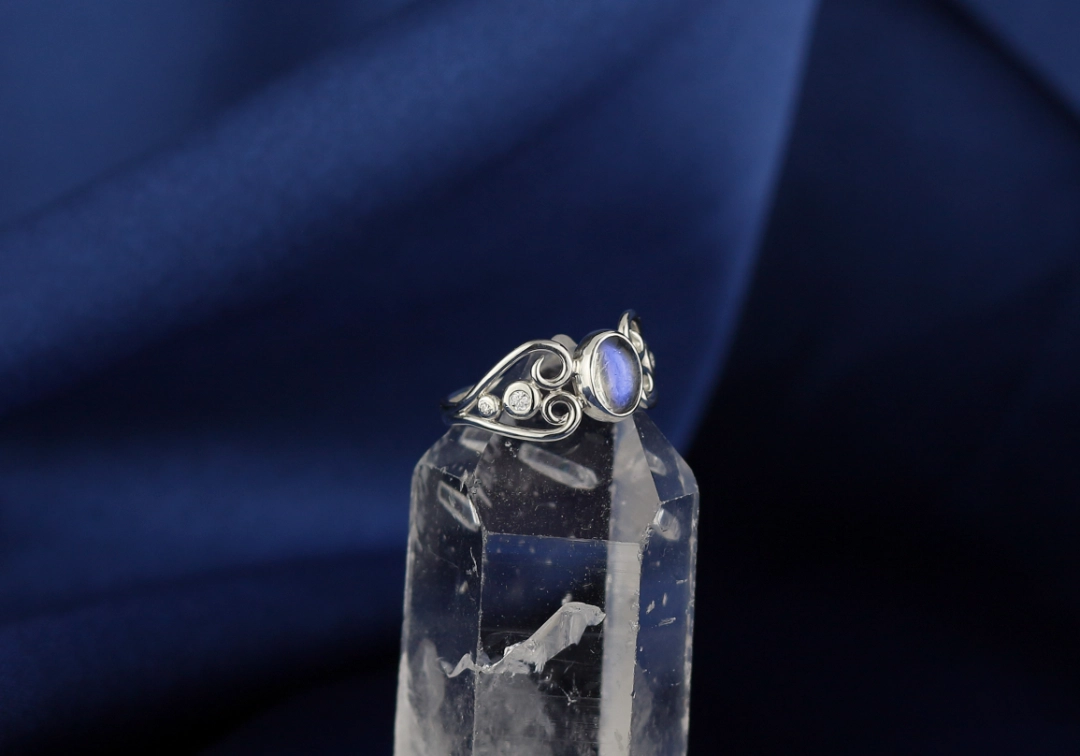 Pierścionek Królowej Śniegu - obrazek 2