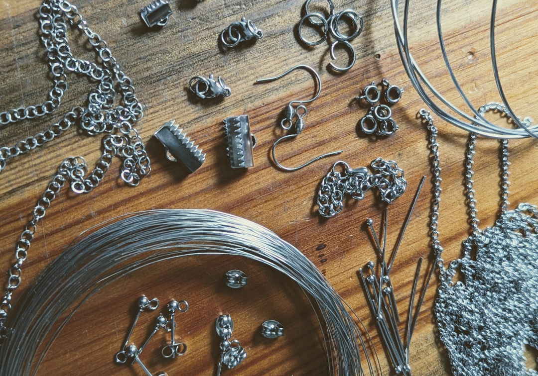 Różne półfabrykaty jubilerskie ze stali chirurgicznej